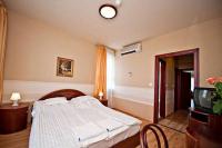 Elegant hotelroom at the country, in Hotel Panorama Bekescsaba, close to Gyula