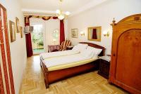 Hangulatos kétágyas szoba a Panoráma Hotelben Egerben