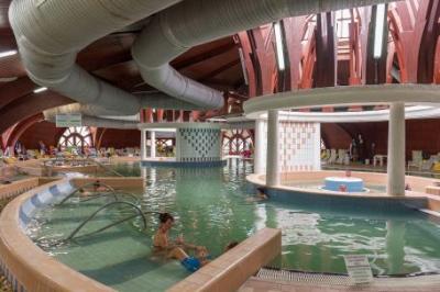 Zalakaros-Thermalwasser im Granite Health Spa, Eingang zum Hotel - ✔️ Park Inn**** Zalakaros - Spa Medhotel in Zalakaros zum Aktionspreis