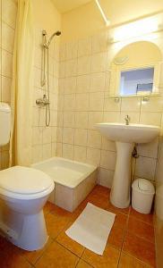 Panzió bibi fürdÅszoba a panzióban bibi panzió budán a ii ...