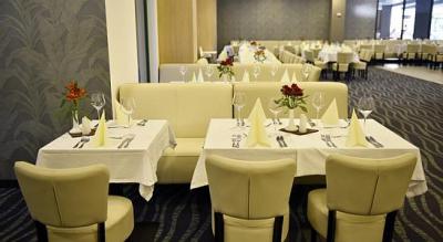 Portobello Yacht Wellness Hotel - elegante restaurante en Esztergom - ✔️ Portobello Hotel**** Esztergom - Portobello Hotel de Yacht & Wellness en Esztergom