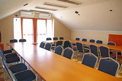 Conferentiezaal in de buurt van Kecskemet, Hongarije - Royal Hotel Cserkeszolo*** - accommodatie voor actieprijzen in het Hotel Royal in de buurt van het bad van cserkeszolo