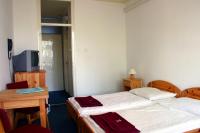 Chambre double avec deux lits séparés - Hôtel Korona Siófok -  Hôtel sur les rives du Lac Balaton