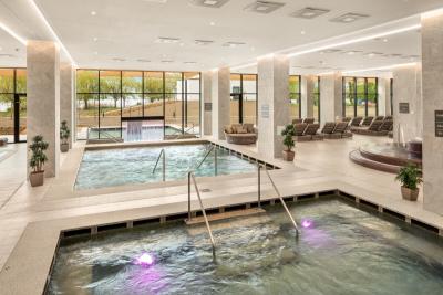 Wellness Hotel-kampanj vid Balatonsjön - ✔️ Sirius Hotel Keszthely **** - Rabatterat Balaton wellnesshotell i Keszthely