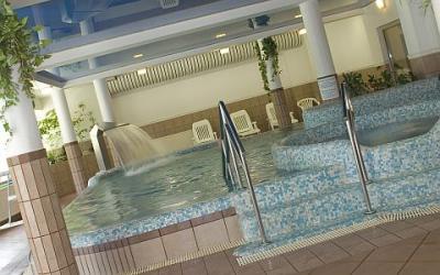 Hotel Spa Heviz, blisko term, z pięknymi widokami. - Hotel Spa*** Heviz - Spa Thermal Hotel, hotel nad jeziorem termalnym Heviz