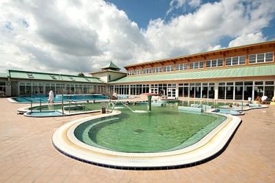 Descuento Thermal Hotel en Mosonmagyarovar 3* baño termal - ✔️ Thermal Hotel*** Mosonmagyaróvár - Hotel termal y wellness en Mosonmagyarovar