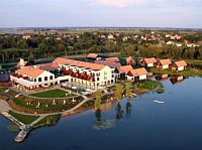 Tisza Balneum Thermal Hotel 4* Tiszafuredのウェルネスホテル - ✔️ Tisza Balneum Thermal Hotel**** - チサバルネウンウェルネスホテル