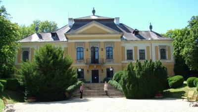 Hotel Tüdérkert Noszvaj - Отель и Центр мероприятий Tündérkert Hotel és Rendezvényközpont Noszvaj- отдых по цене акции с услугами велнесс - ✔️ Tündérkert Hotel*** Noszvaj - Отель и Центр мероприятий, отдых по цене акции 