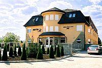Wellness Hotel M Hajduszoboszlo - hotel wellness poco costoso en Hajduszoboszlo Wellness Hotel M Hajduszoboszlo - hotel wellness poco costoso en Hajduszoboszlo