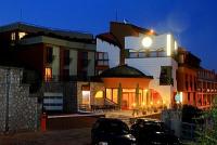 Hotel Sándor**** Pécs, Romántica y elegante hotel con spa en el centro de Pecs Hotel Sándor**** Pécs, Romántica y elegante hotel con spa en el centro de Pecs