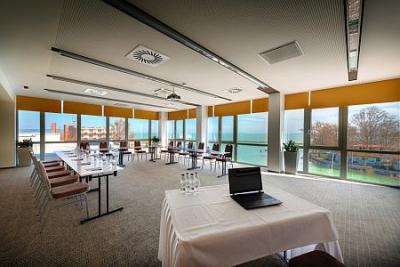 Yacht Wellness Hotel Siófok - conference room with panoramic view - ✔️ Yacht Wellness Hotel**** Siófok - special package Hotel Wellness Siófok